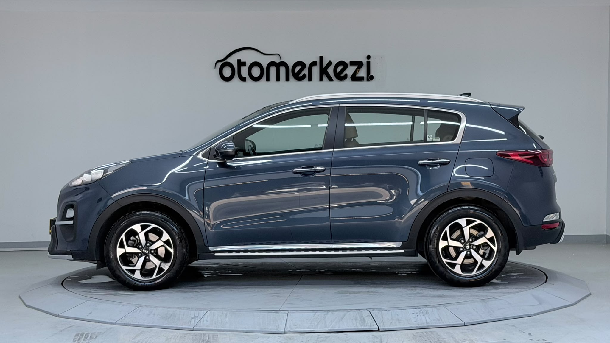 KIA SPORTAGE 4